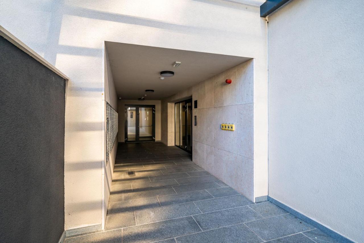 Gorgeous Dubrovnik Sea View Apartment With Free Parking Екстер'єр фото