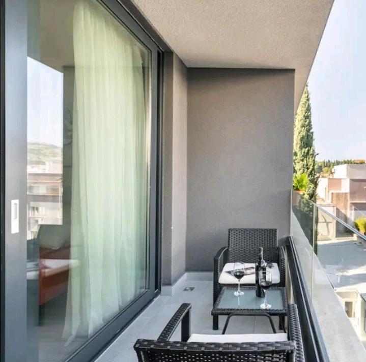 Gorgeous Dubrovnik Sea View Apartment With Free Parking Екстер'єр фото